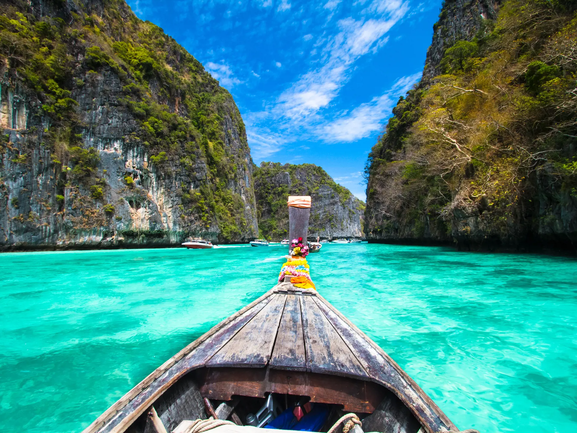 Rejser til Thailand. Sejl med de unikke longtail boats
