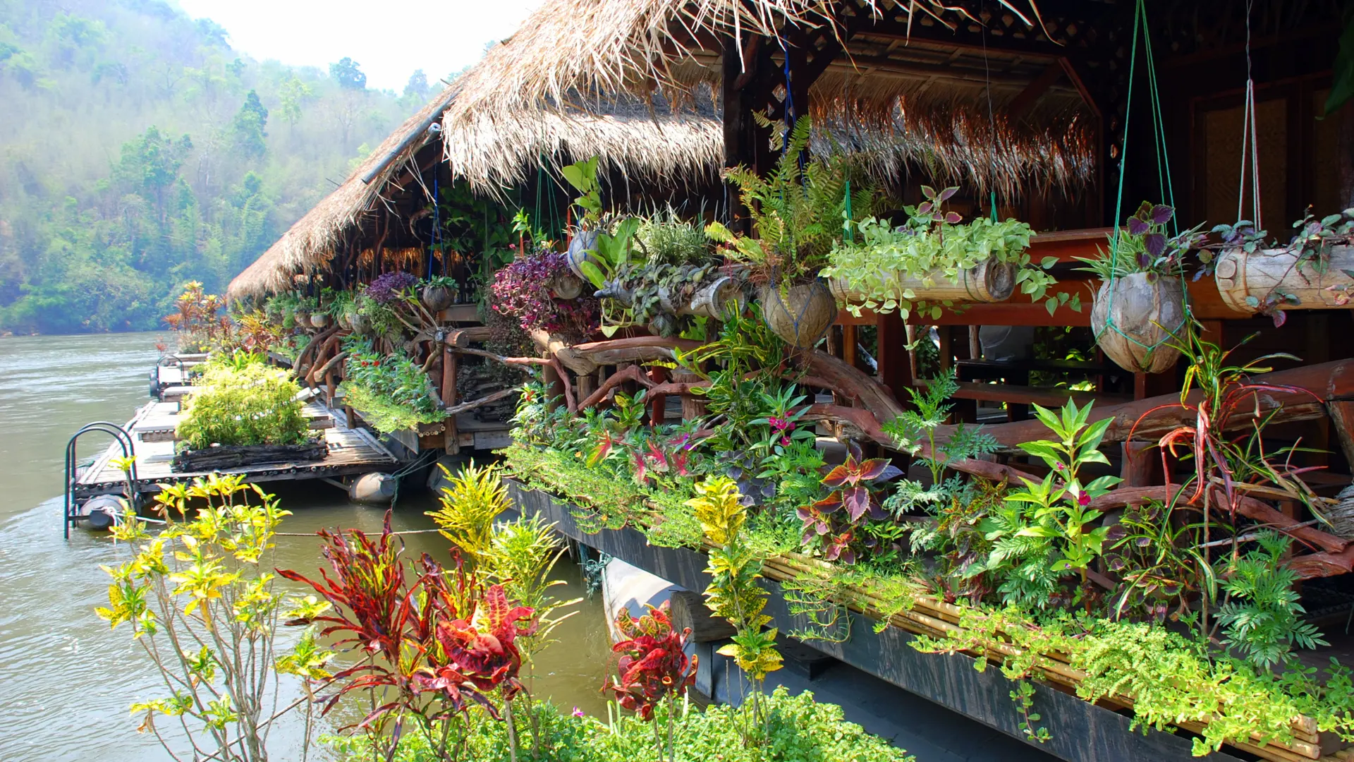 River Kwai Jungle Rafts_VERANDA.JPG