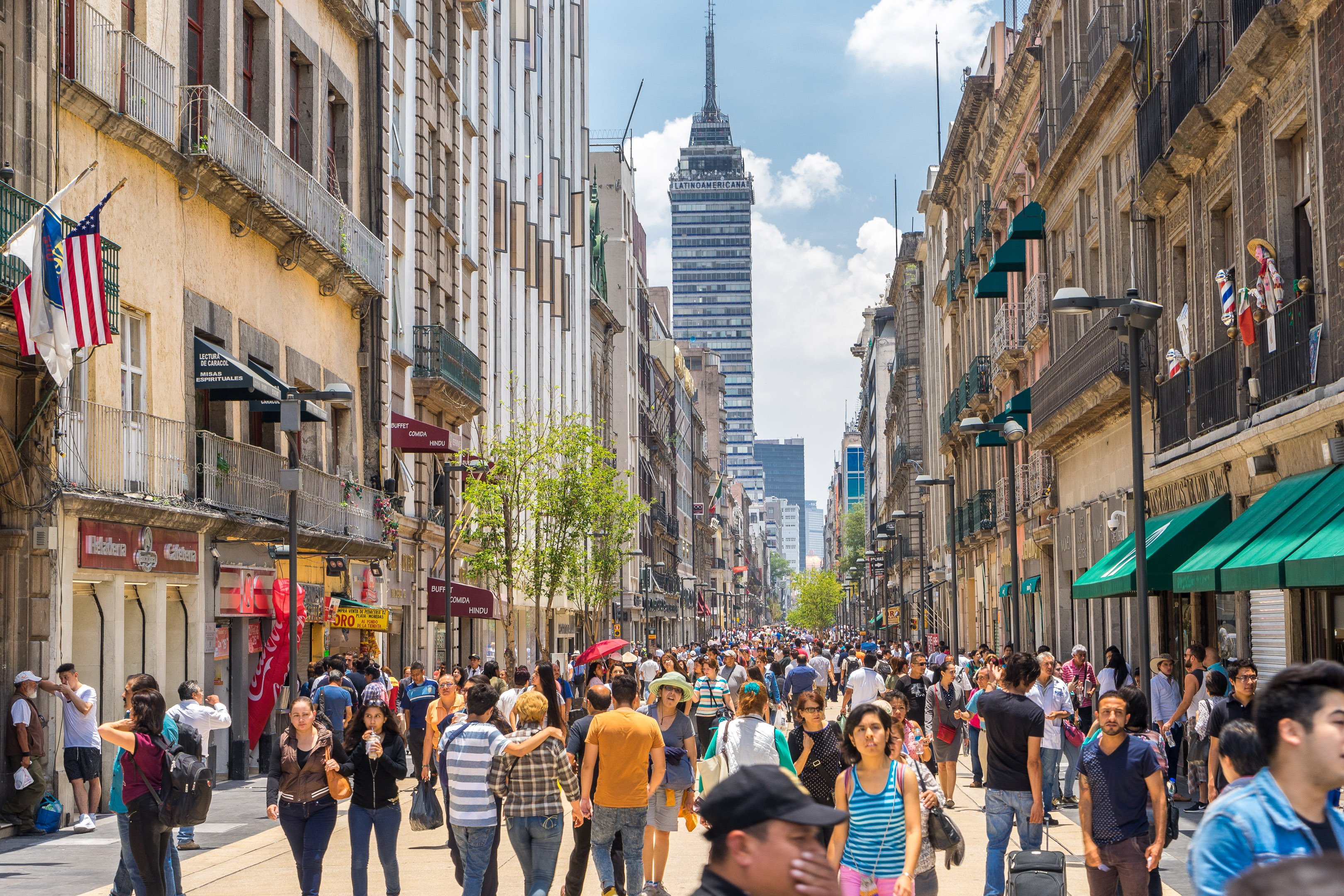 Shutterstock 711774175 Mexico City, Mexico Jul 7, 2016 Crowds In The City Center