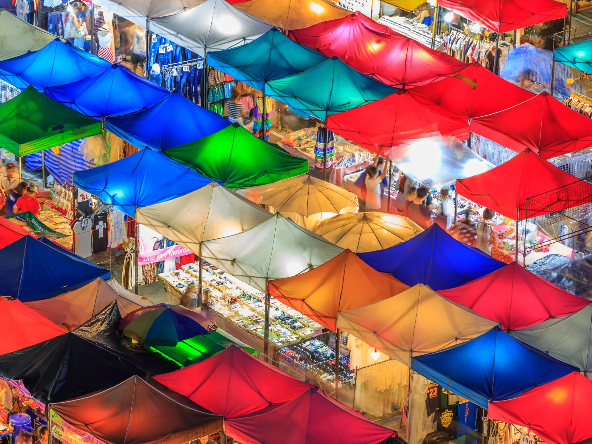 shutterstock_289432139 Bird eyes view of Talad Rod Fai Night Market, Ratchada, Bangkok, Thailand.jpg