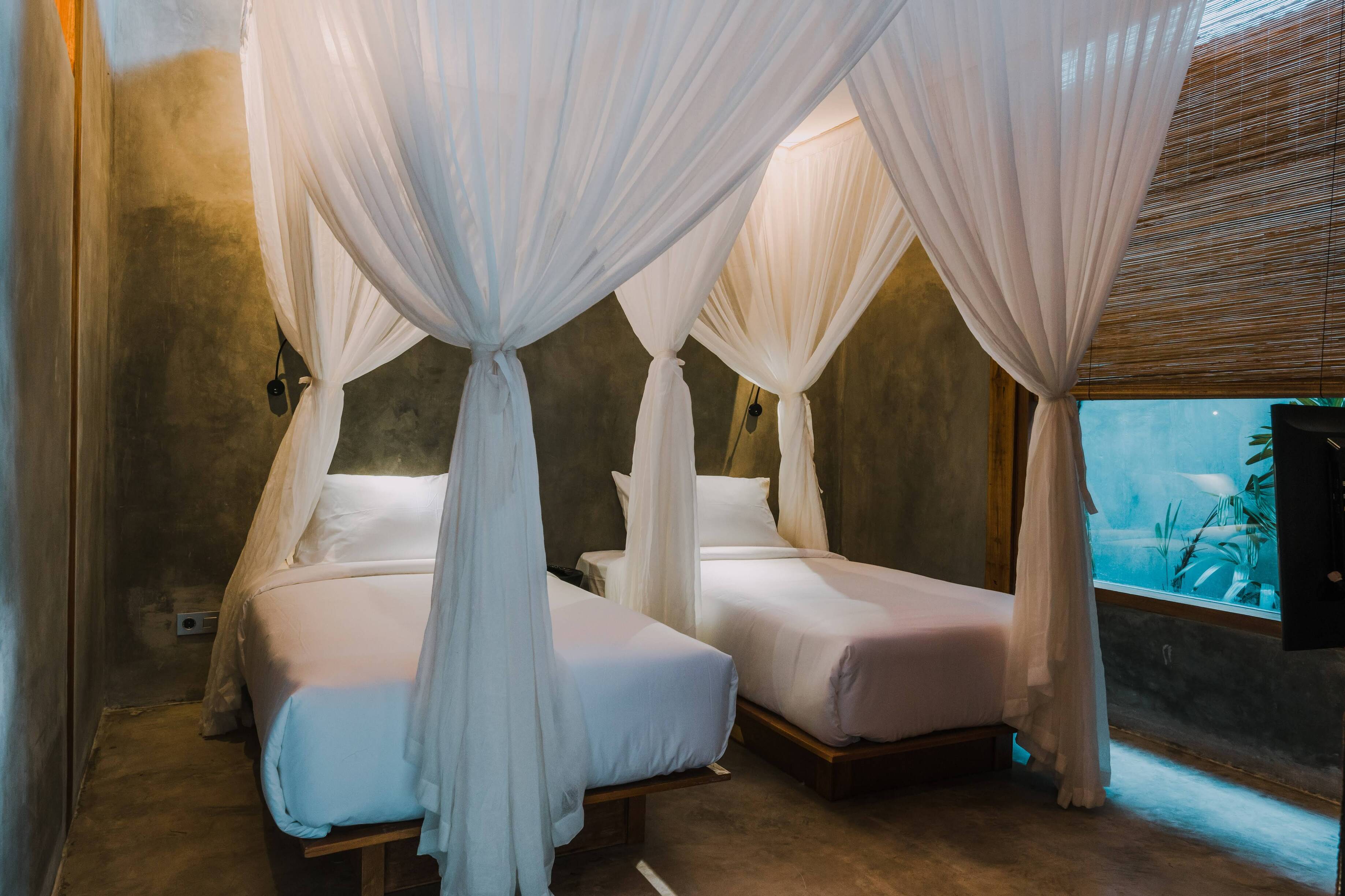 ZHC Deluxe Teak August 2018 (11)