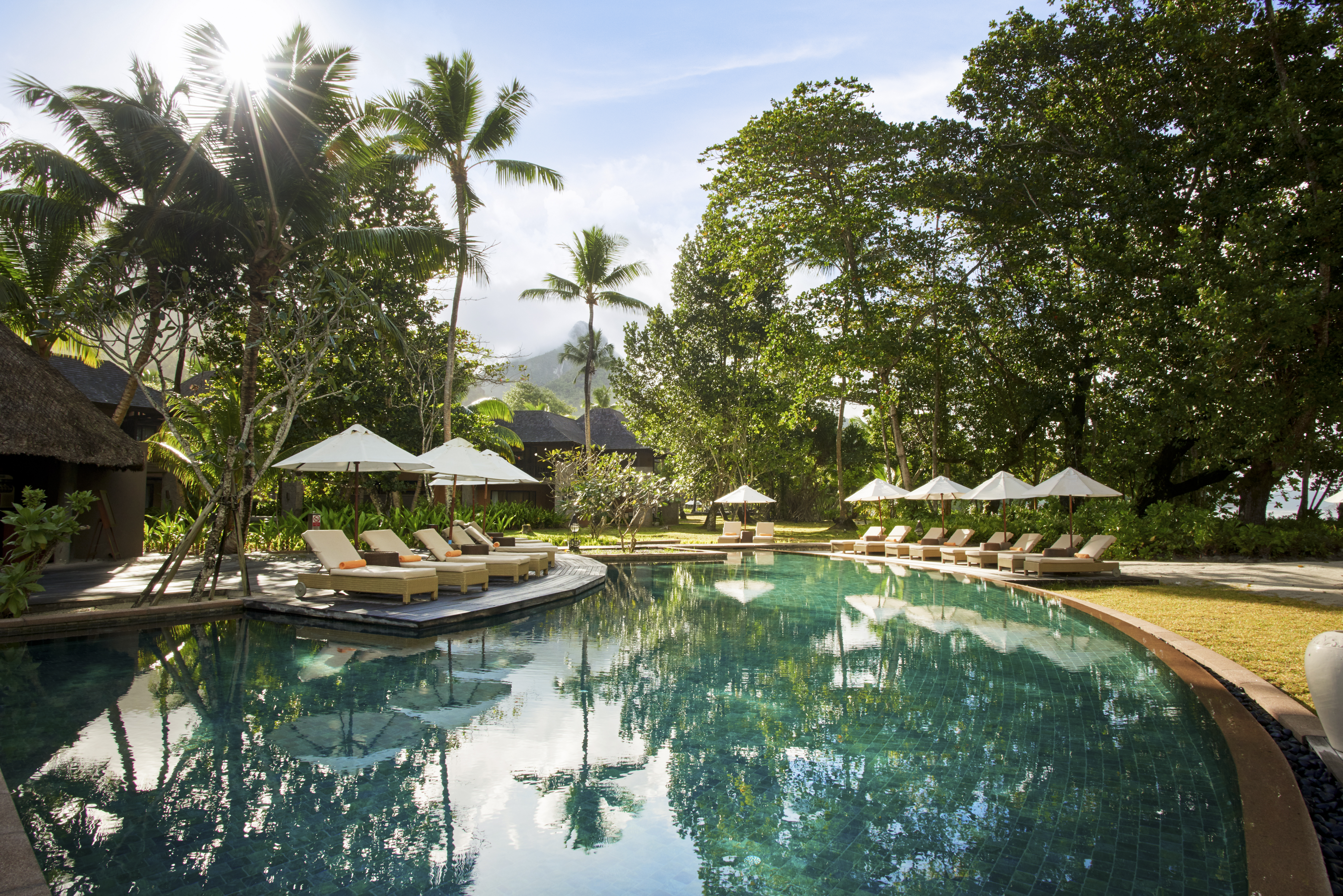 Constance Ephelia Pool 01