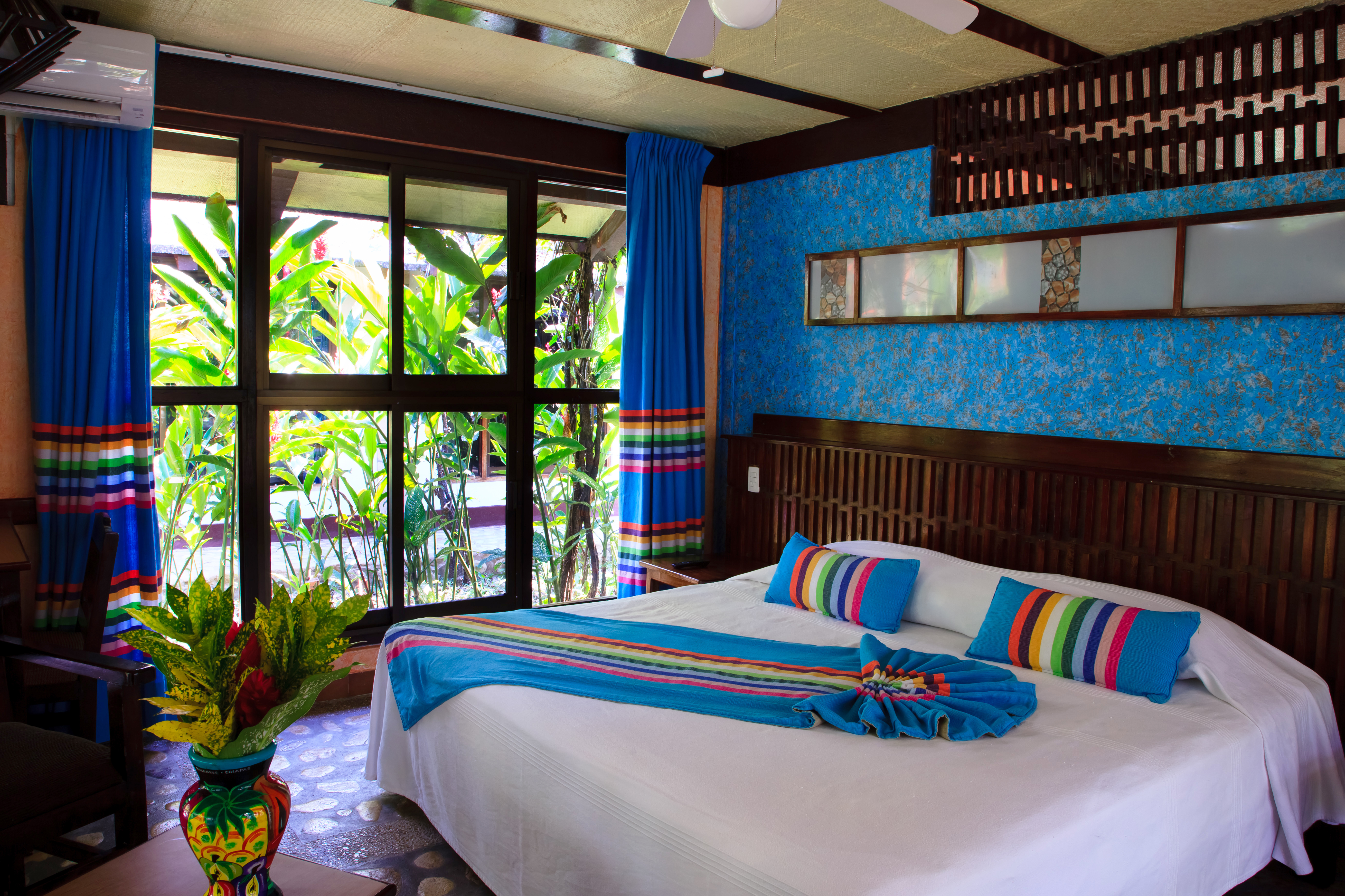 Casita Jr King Size 02.jpg