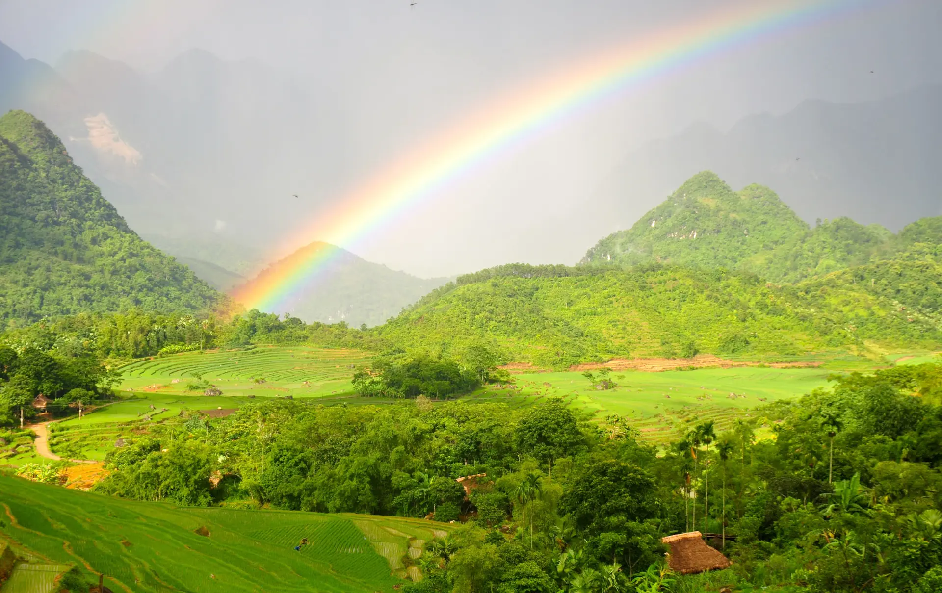 Puluong_retreat_Vietnam_view3.jpg
