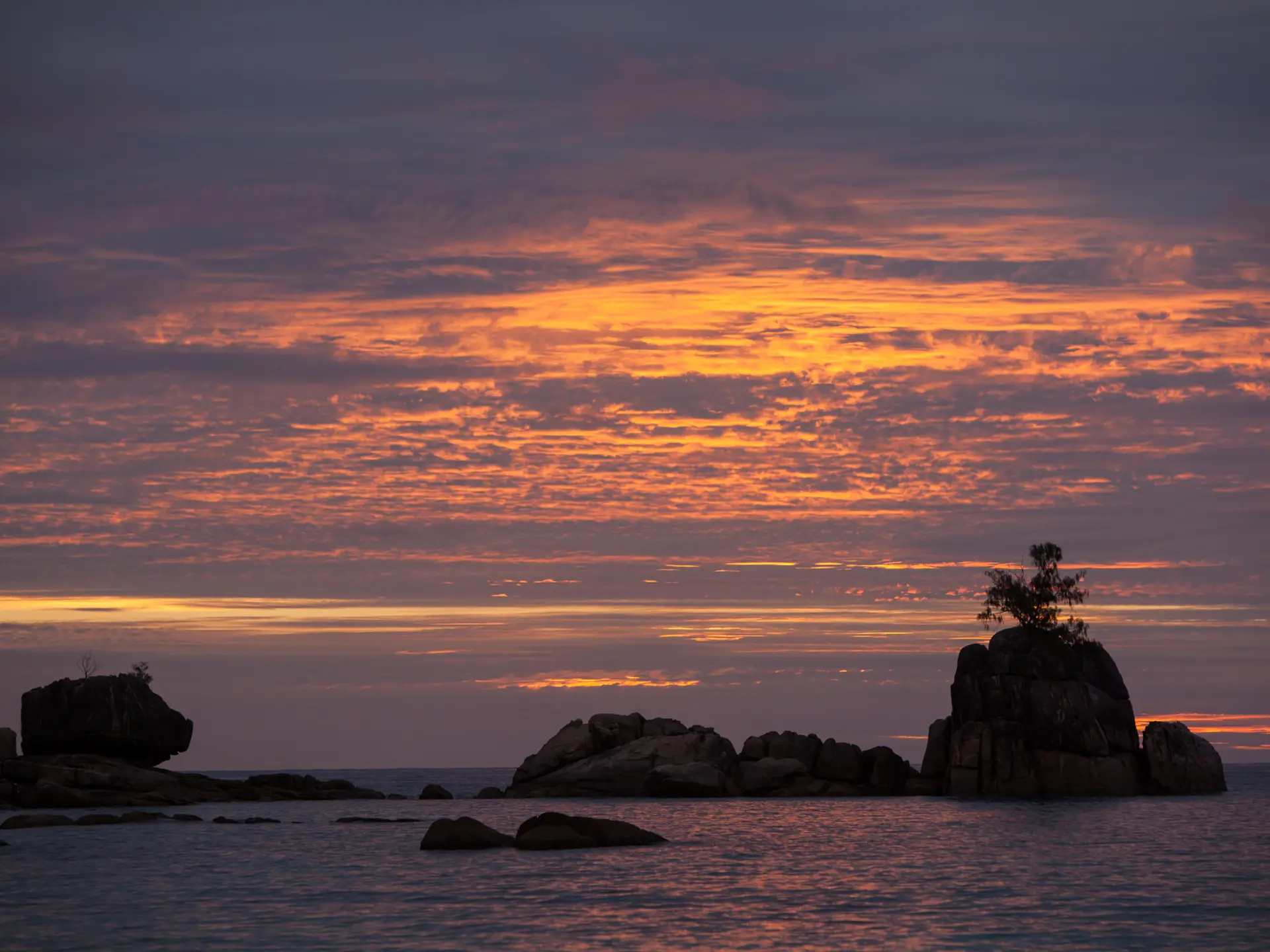 Anse soleil beachcomber-Sunset (2).jpg