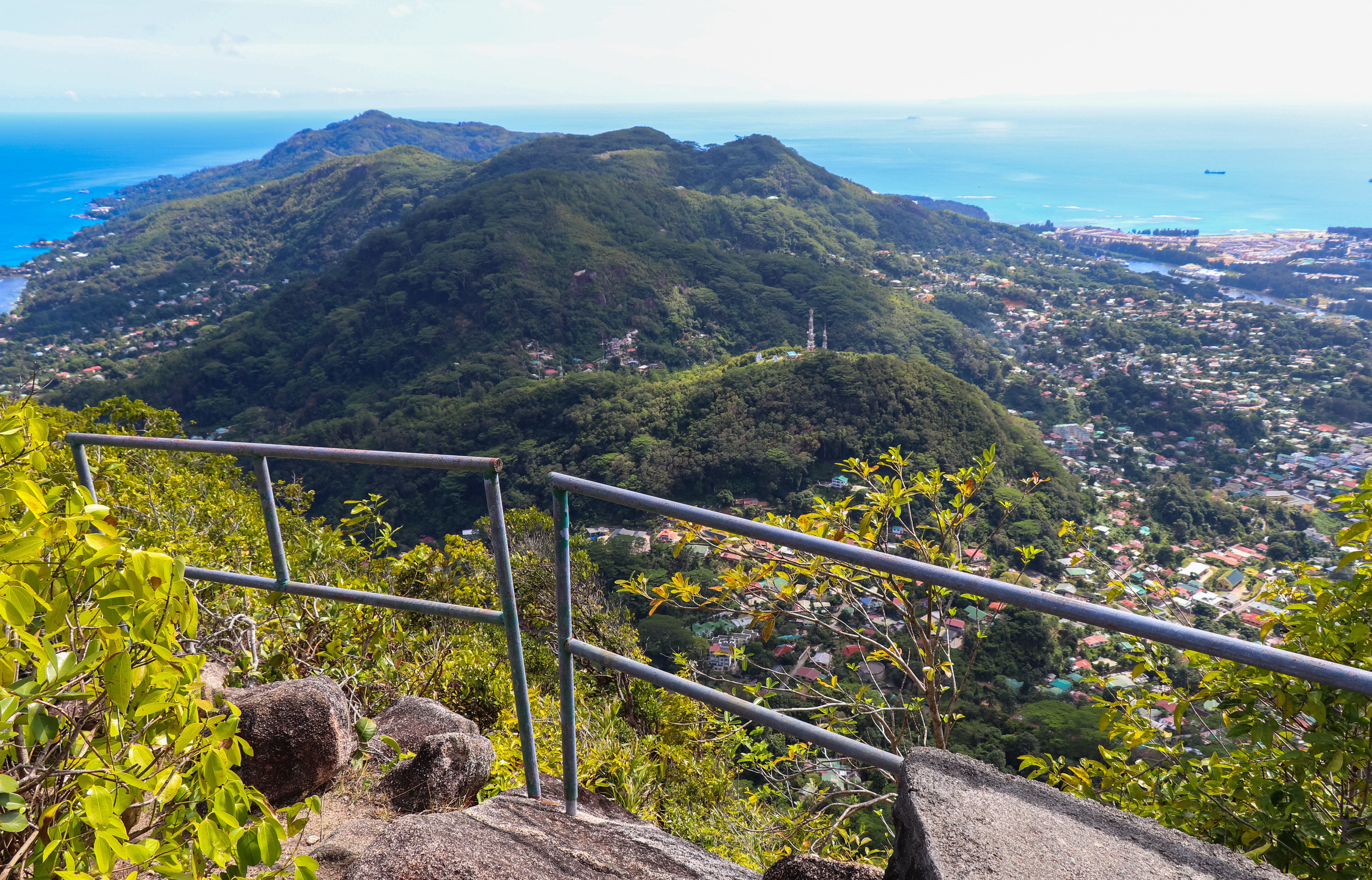 shutterstock_741785002 View of Victoria City. Seychelles nature. Mahe island. Dans Gallas trai.jpg