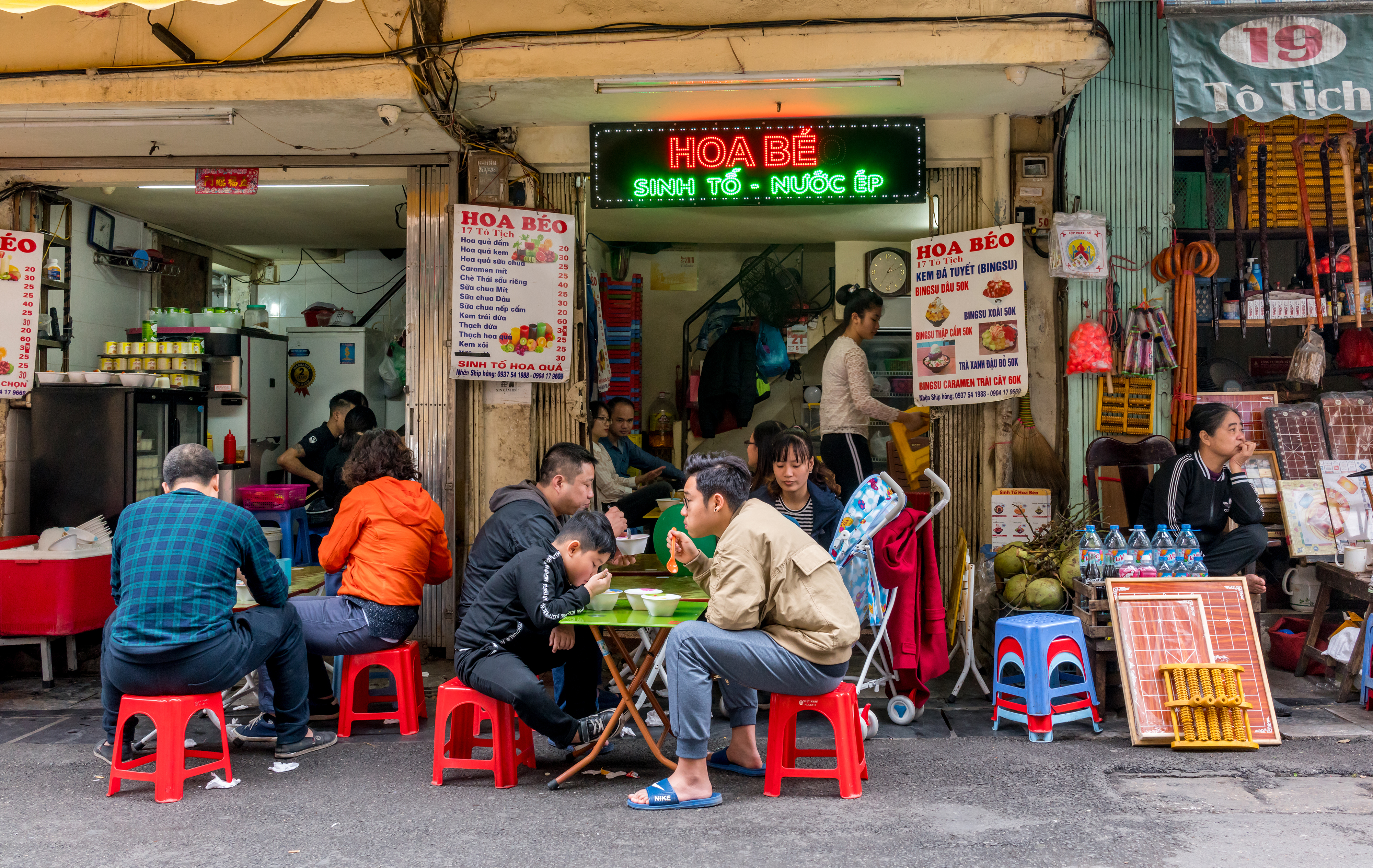 Shutterstock 1024083679