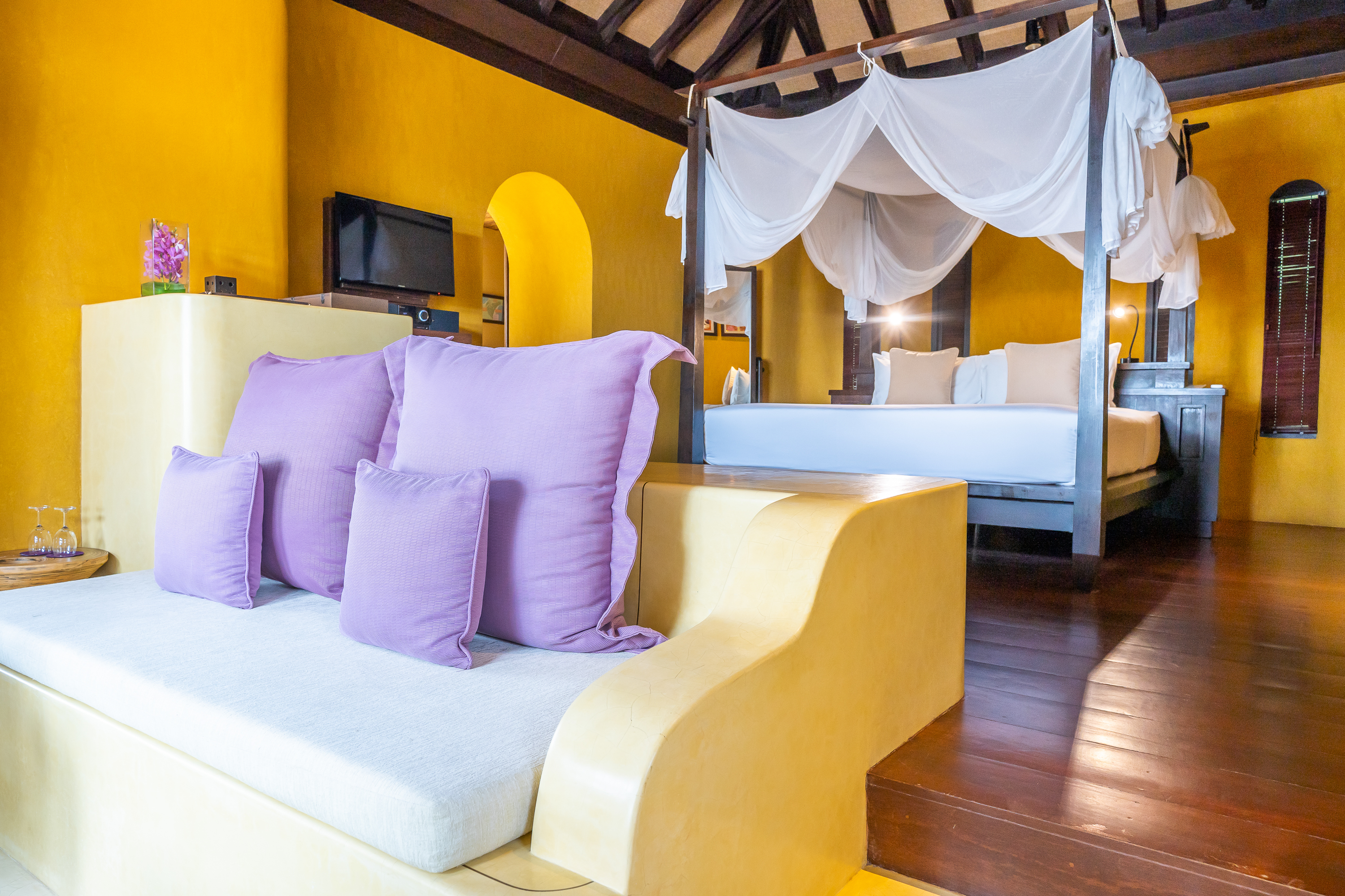 Garden Pool Villa Bed Room