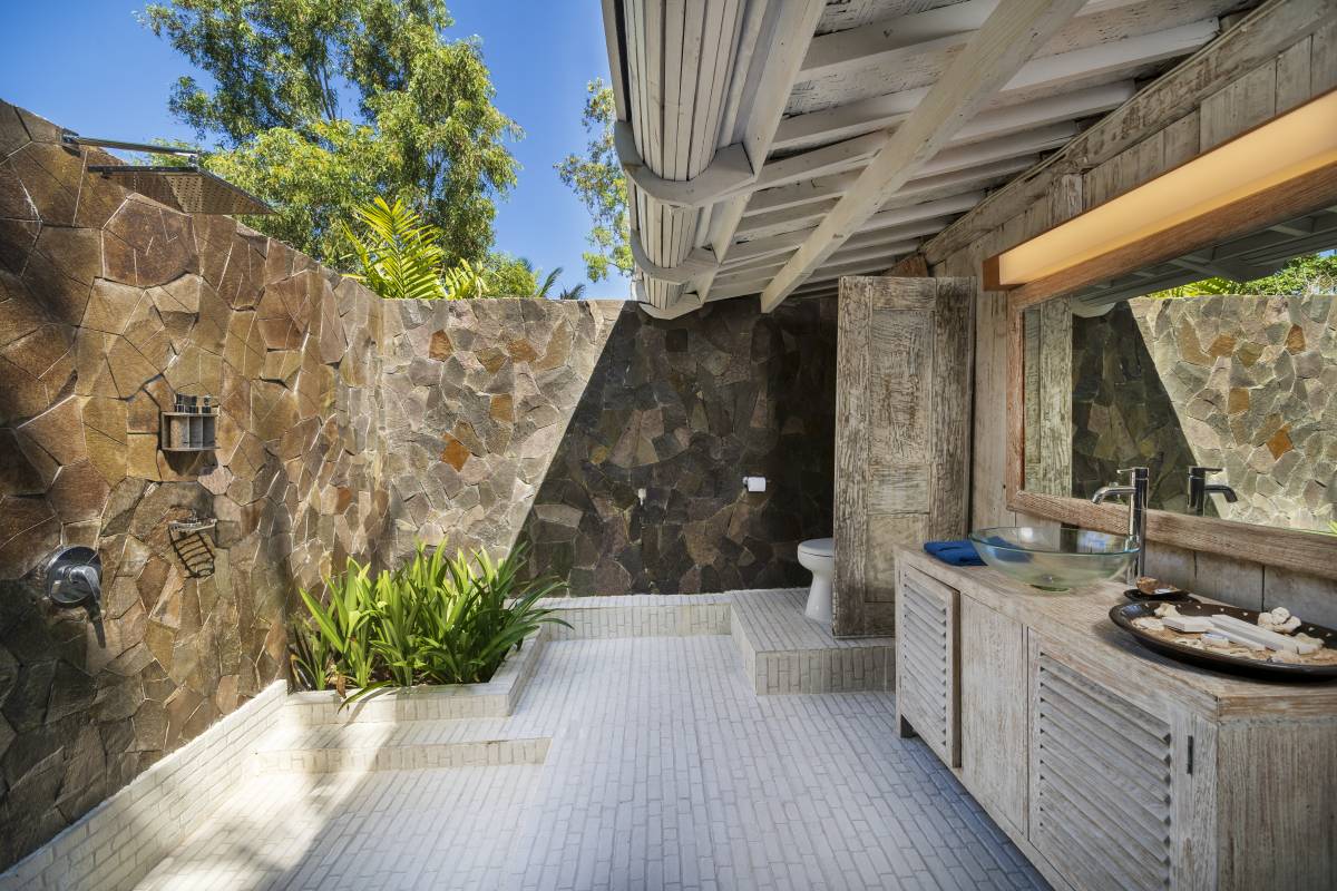 Bath Rom 1 And 2 Bedroom1