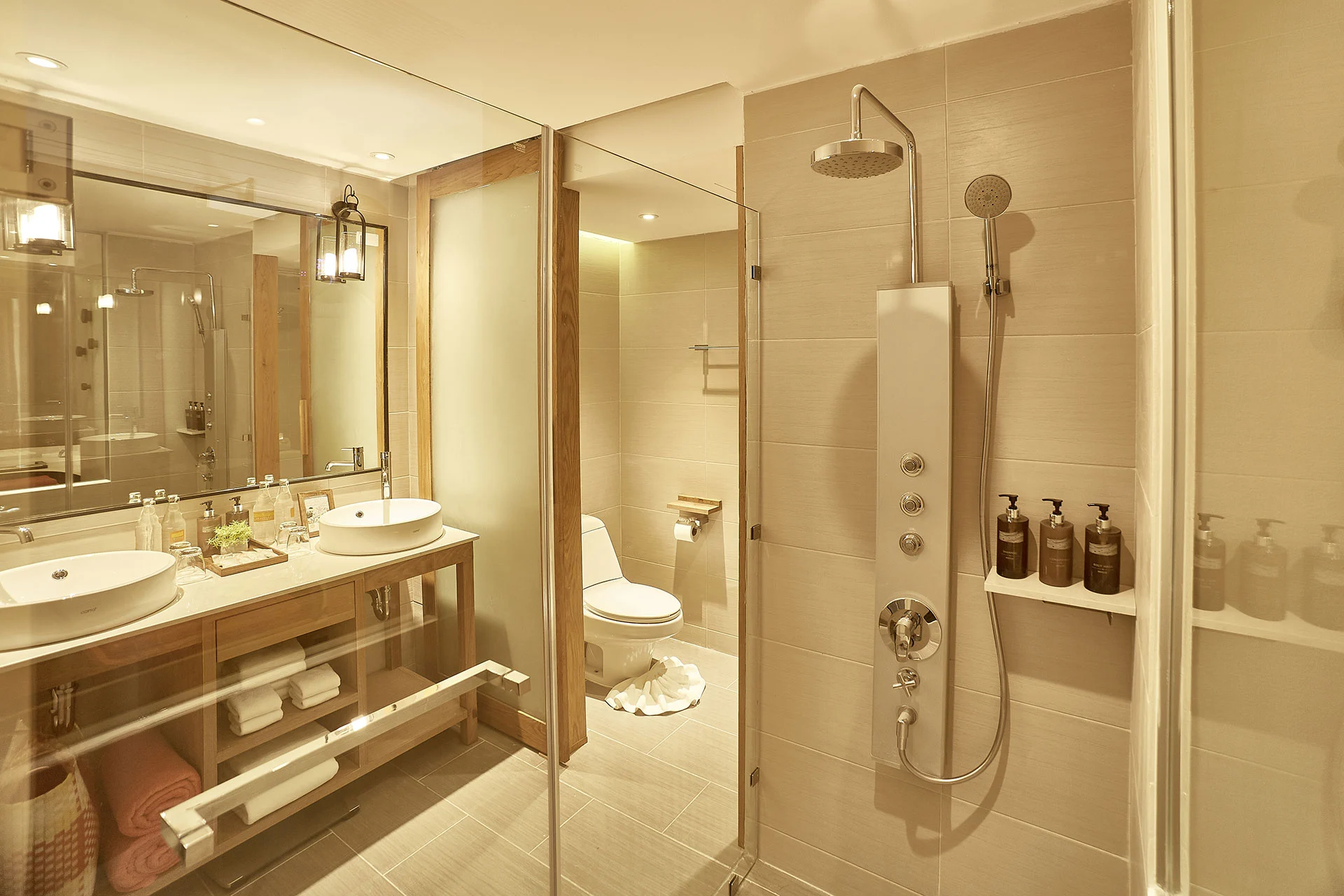 Bandarasamui Accommodation Familyroom05