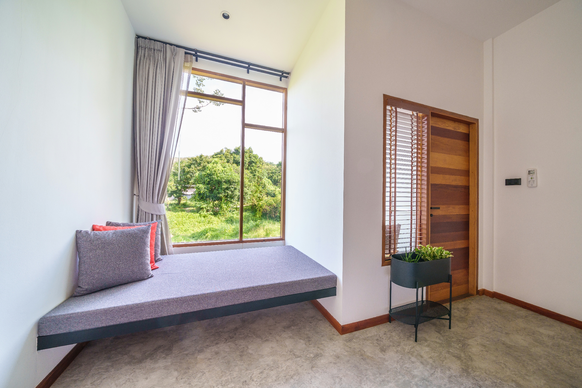 Jungle Deluxe Sitting Area With View