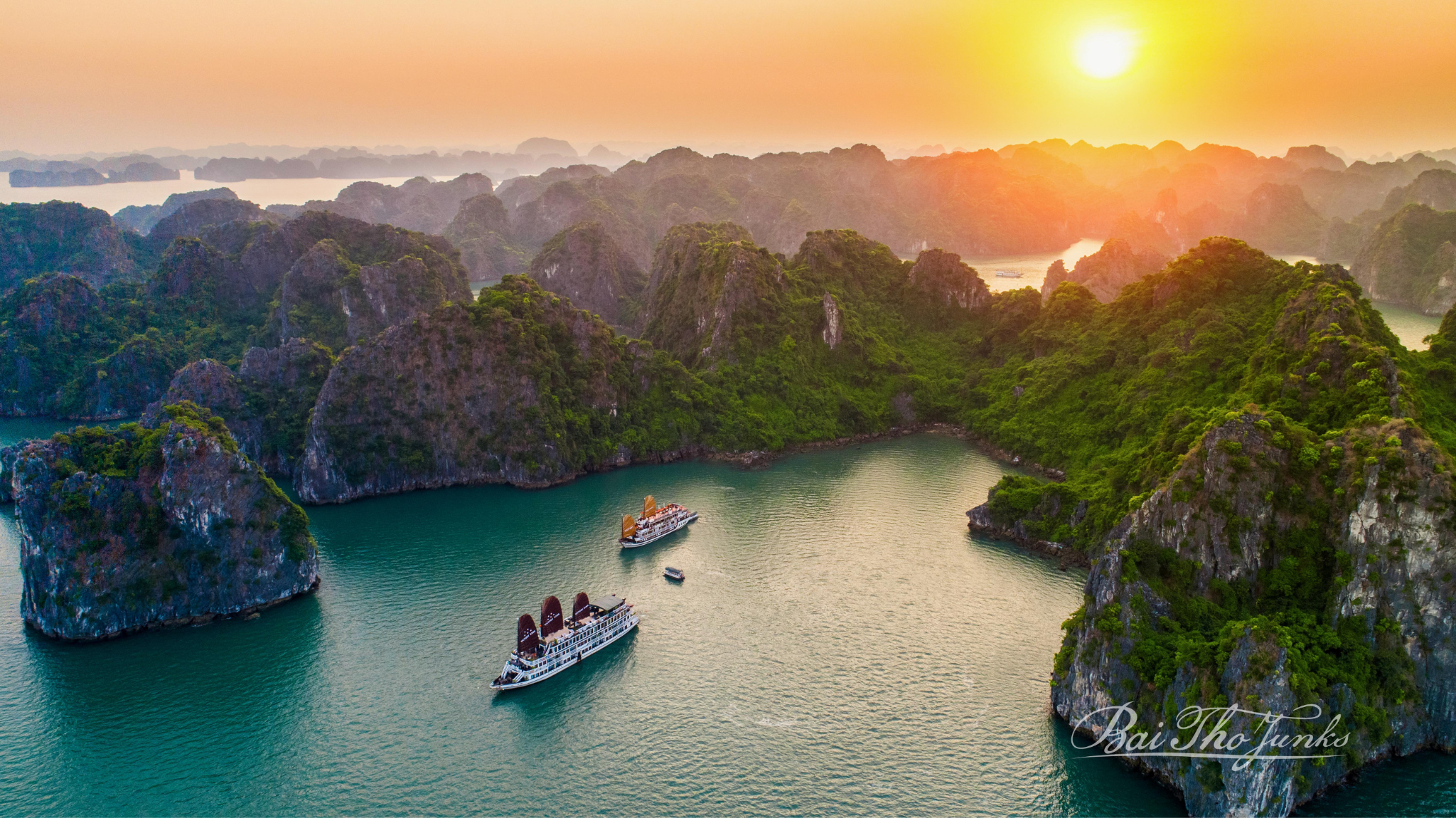 Victory Cruise I Ha Long Bay Vietnam
