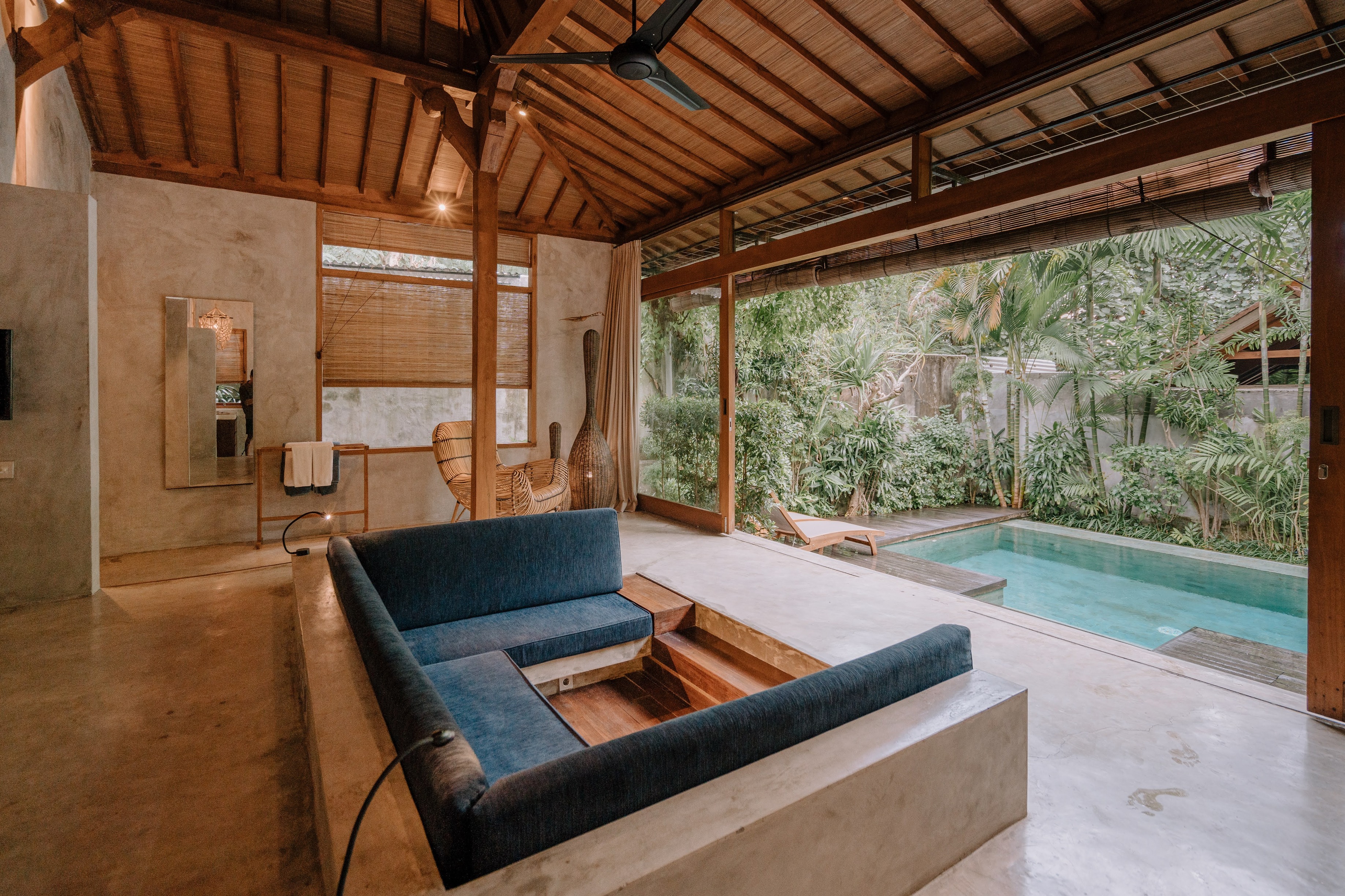 ZHC Aliena Photoshoot June 2022 (29)