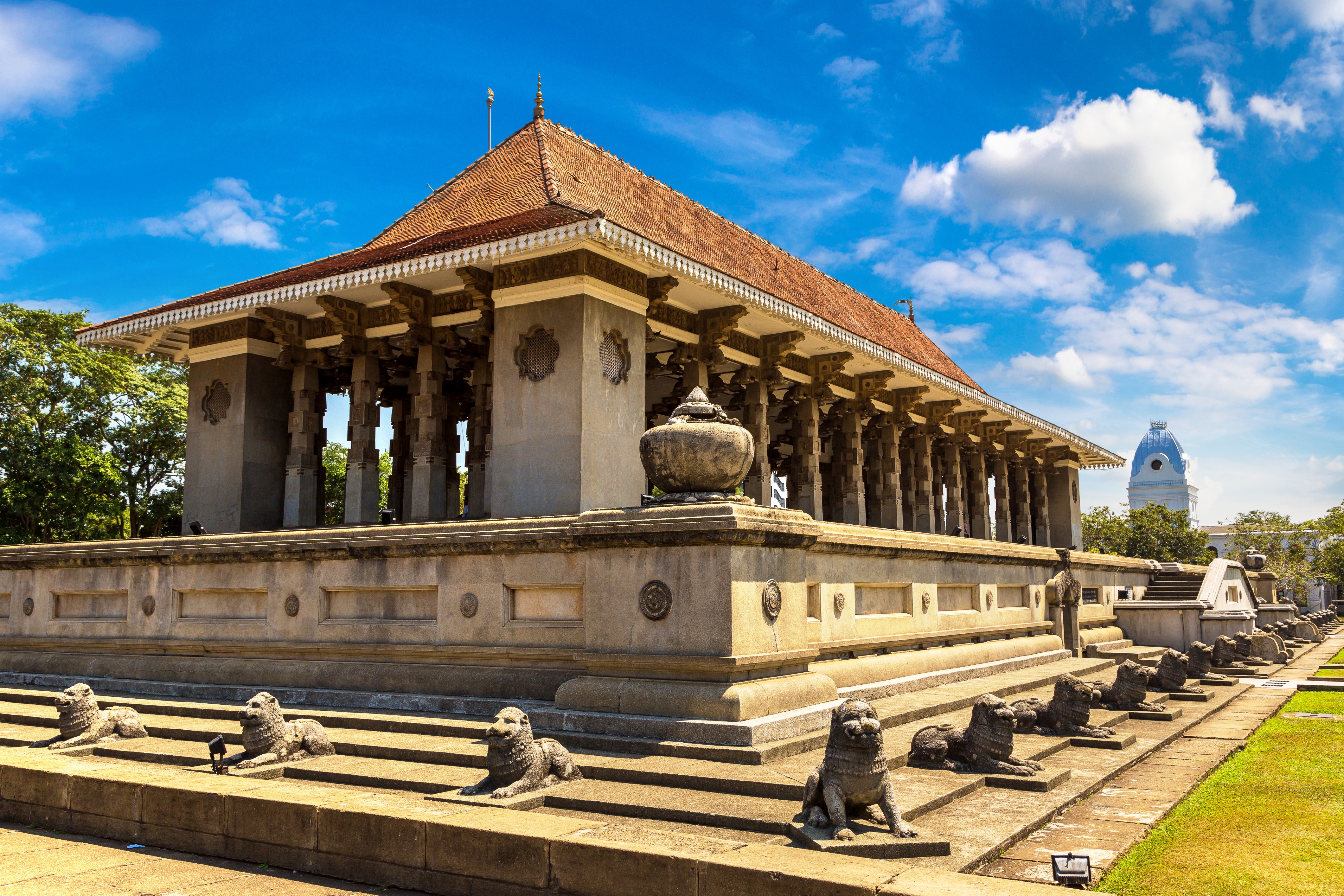 Independence Memorial Hall Calombo Shutterstock 2043130121
