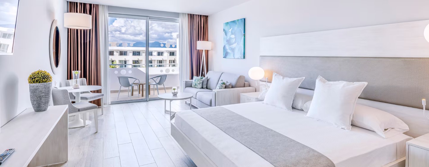 Melia Trinidad Peninsula Deluxe Room