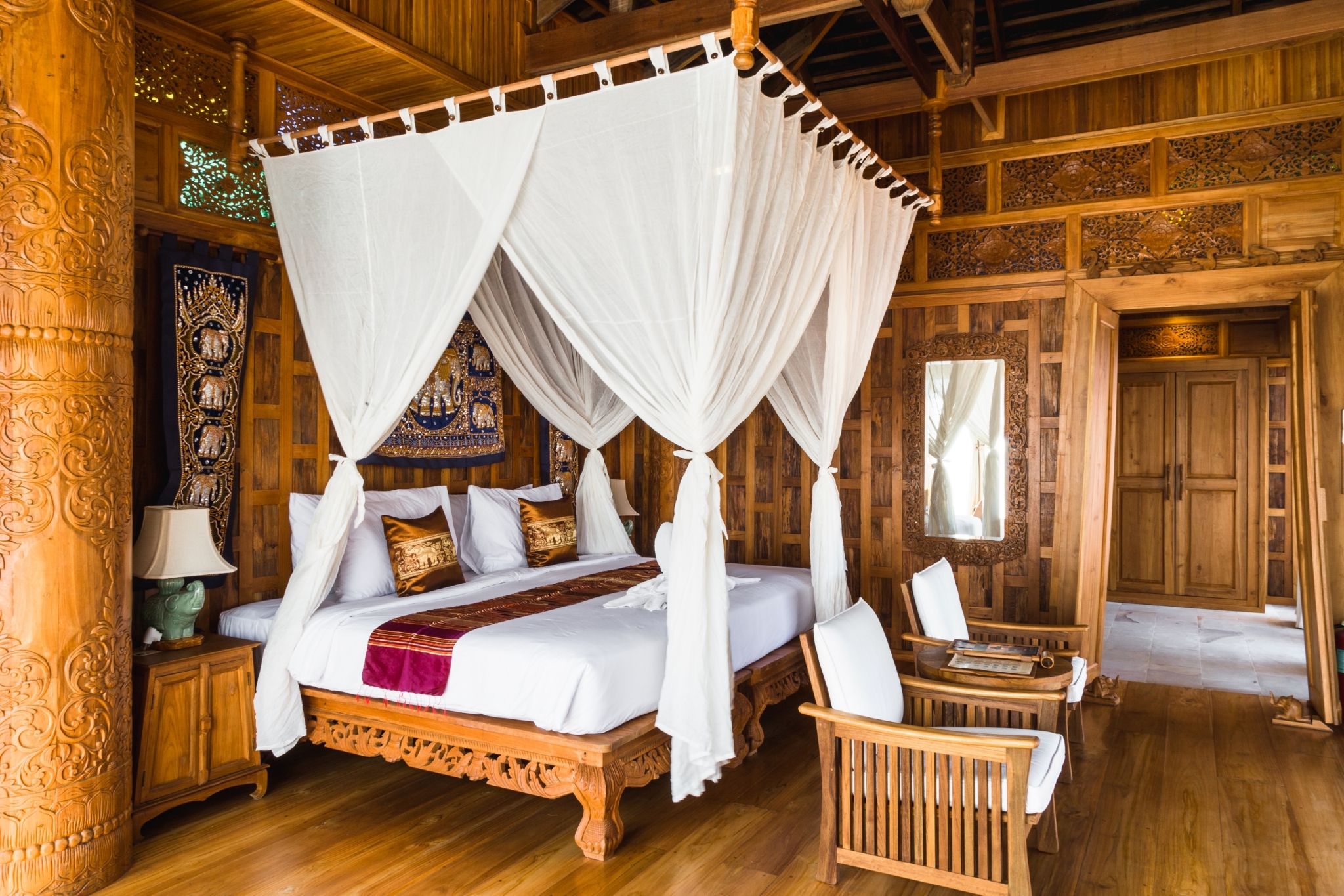 Deluxe Pool Suite 3