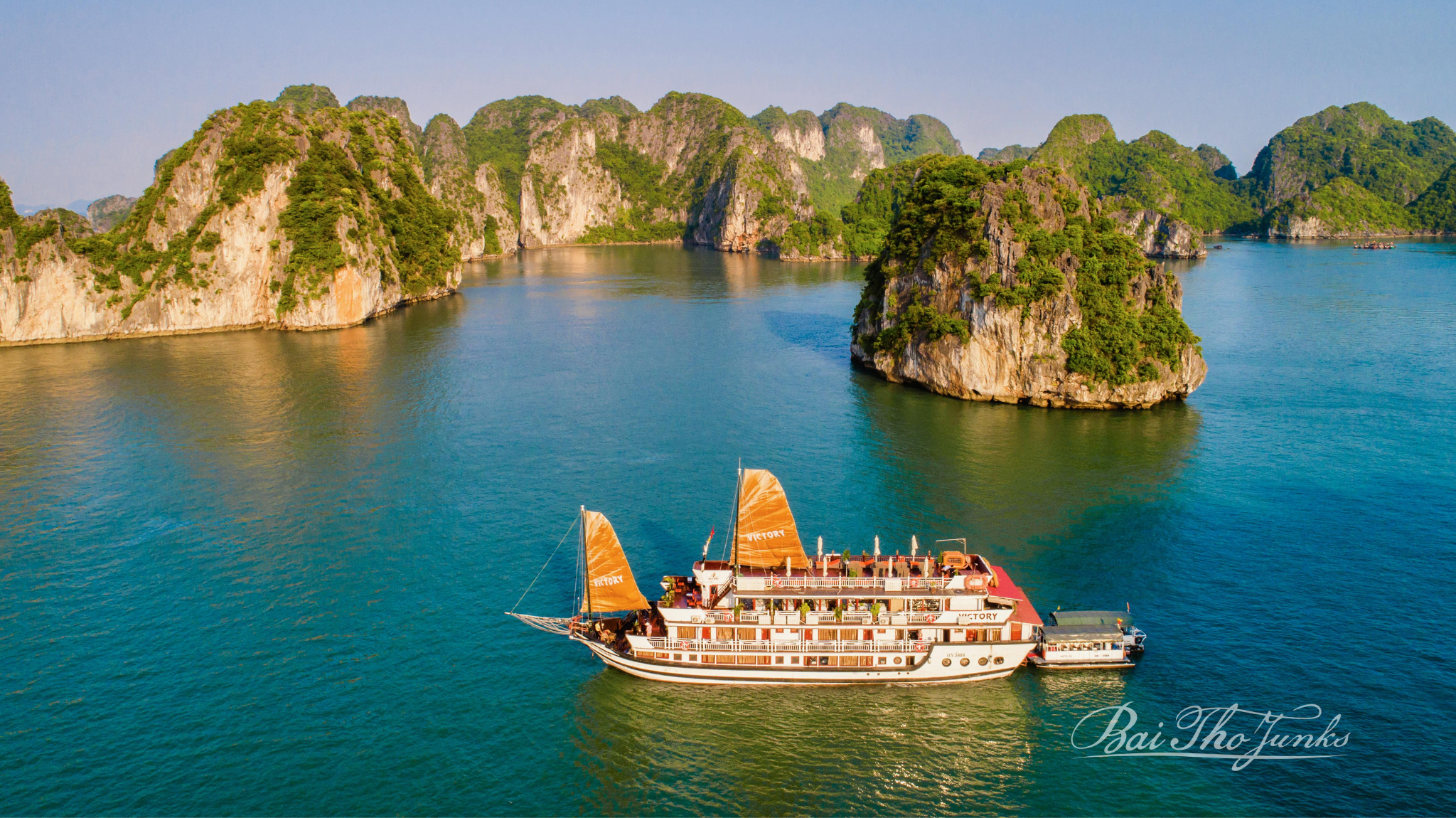 Victory Cruise I Halong Bay Vietnam