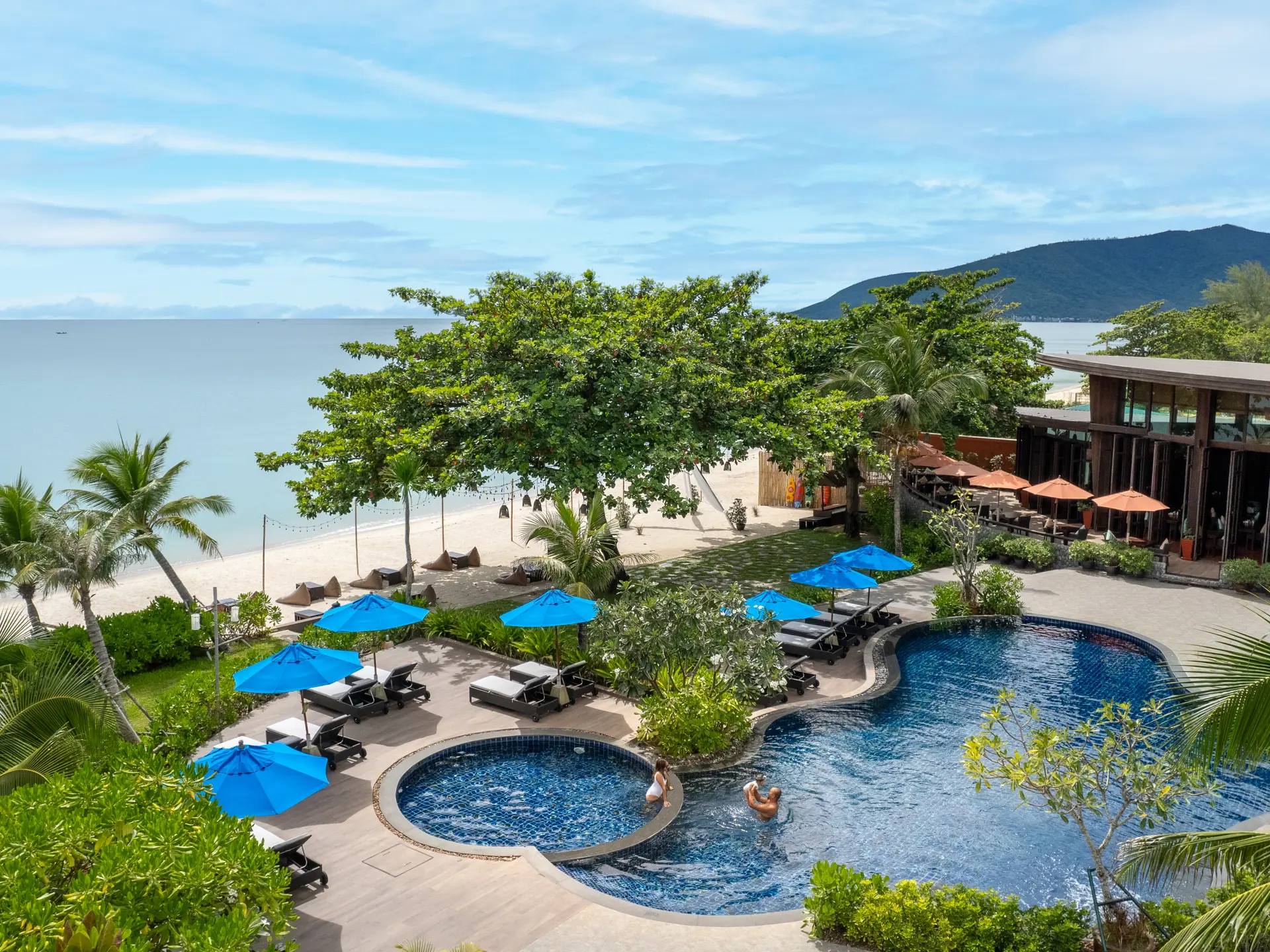 Helloworld Khanom Beach Resort Spa 5