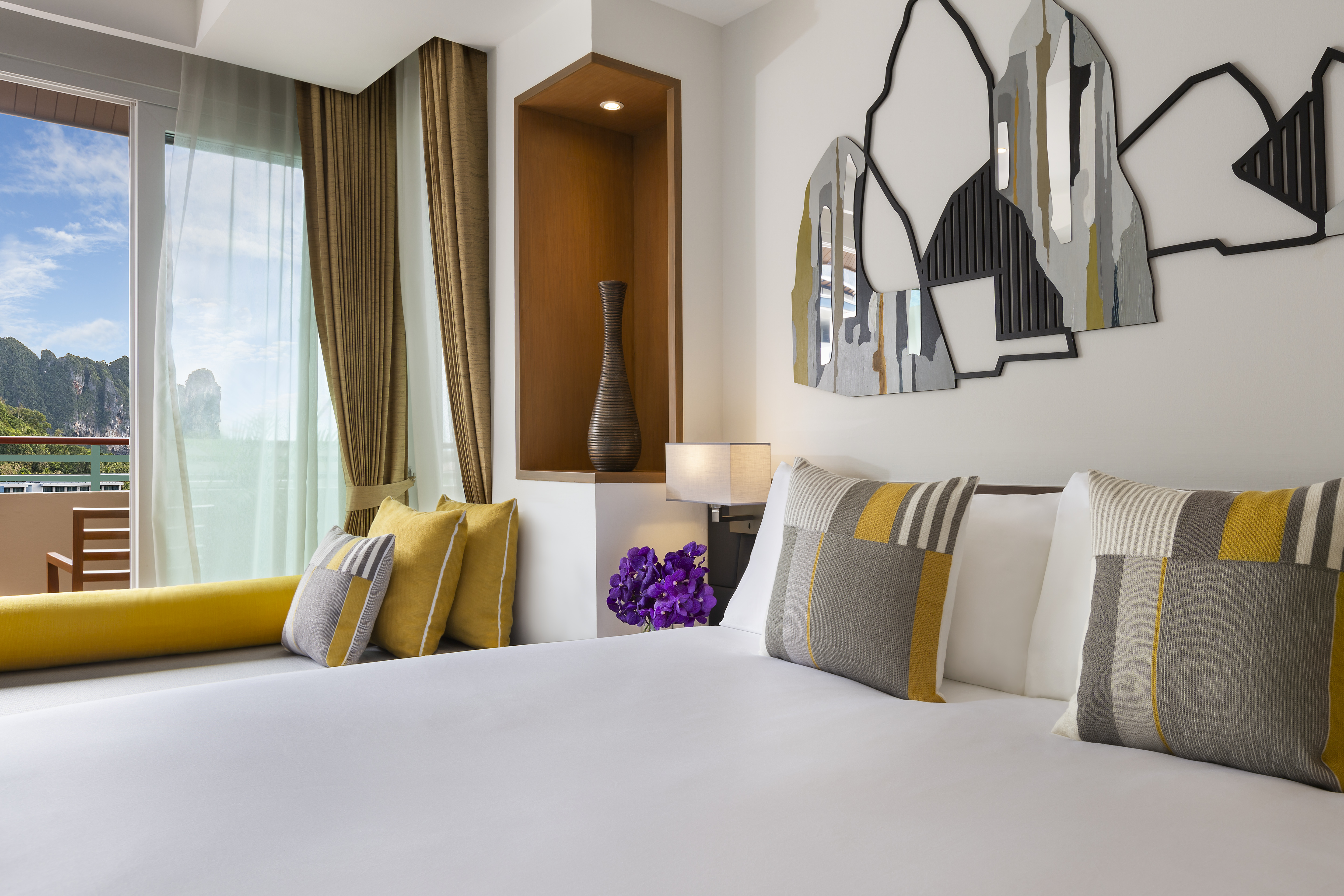 Avani Ao Nang Cliff Krabi Resort Guest Room Avani Superior Room Details