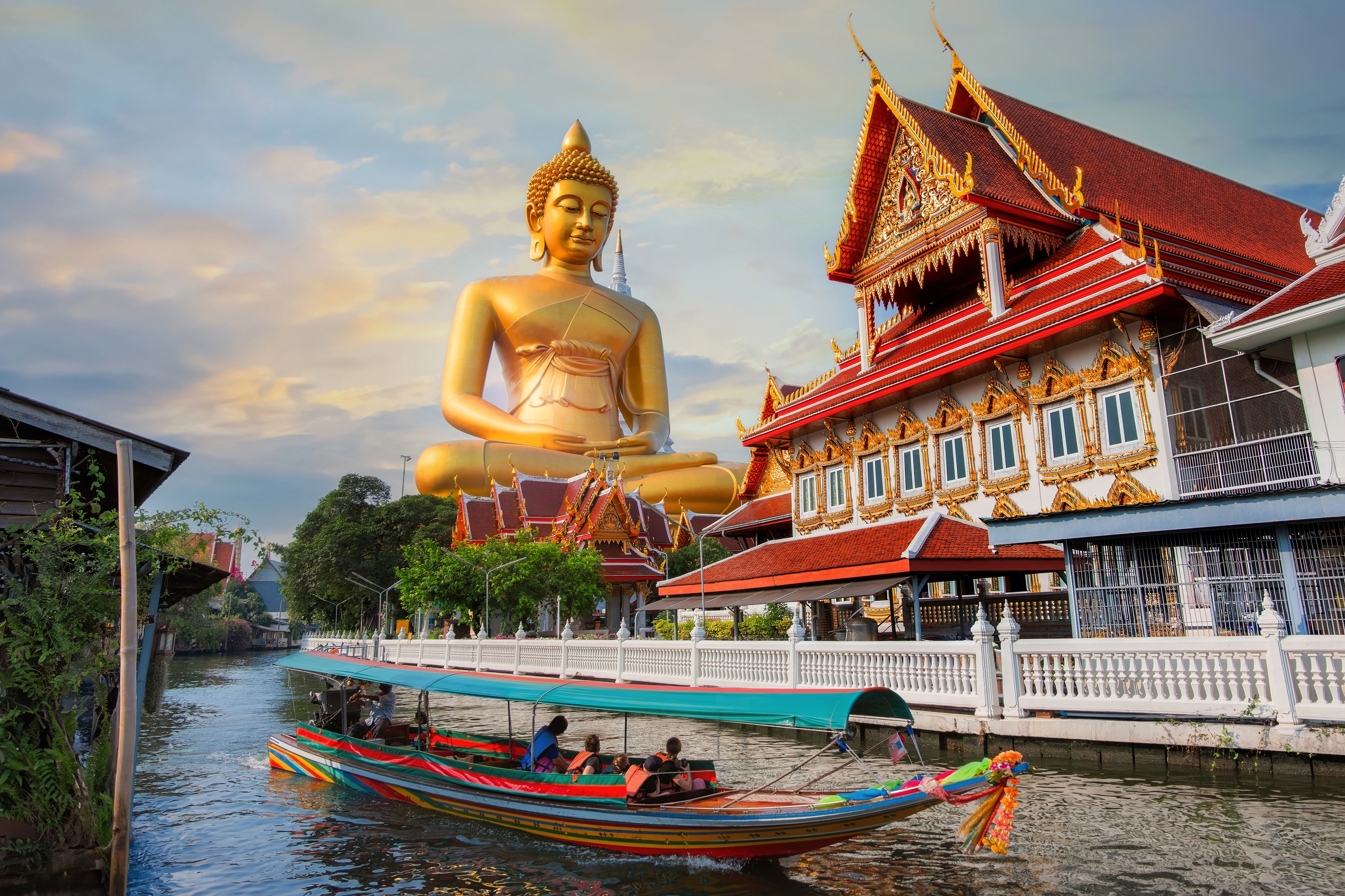 Shutterstock 2461072741 (Big Seated Buddha Statue (Buddha Dhammakaya Dhepmongkol) At Wat Paknam Phasi Charoen (Temple) In Bangkok, Thailand)