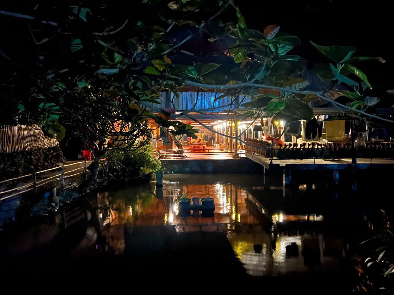 65C879176f20dc7e85317