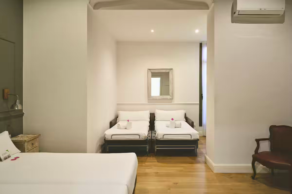 Family Room (1)