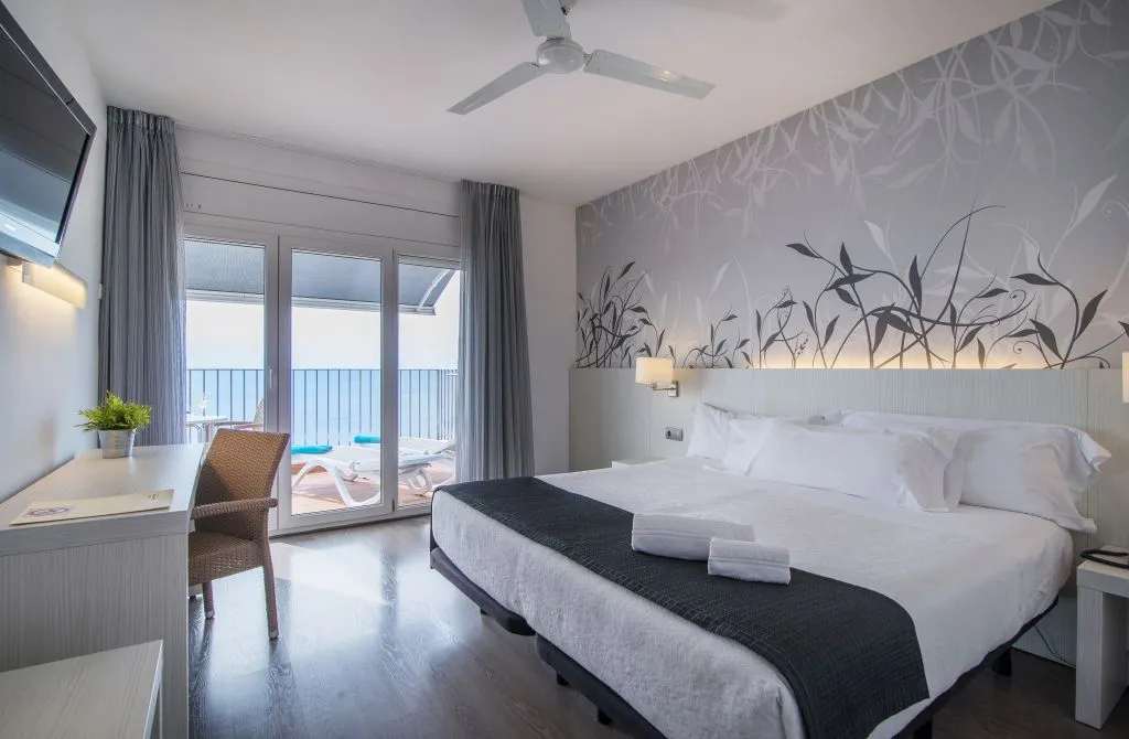 Seaview Room