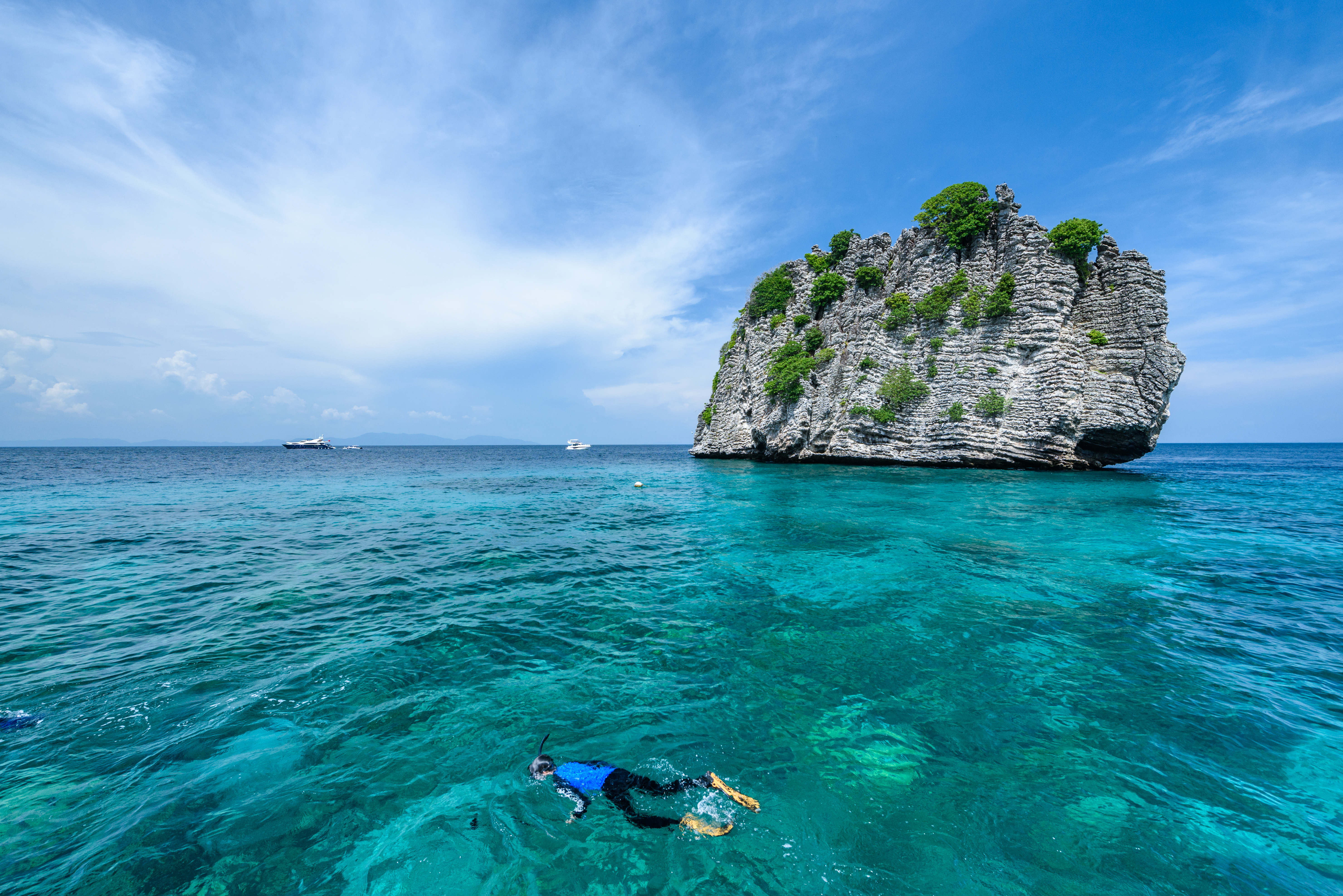 Koh Lanta Snorkling Shutterstock 735390295