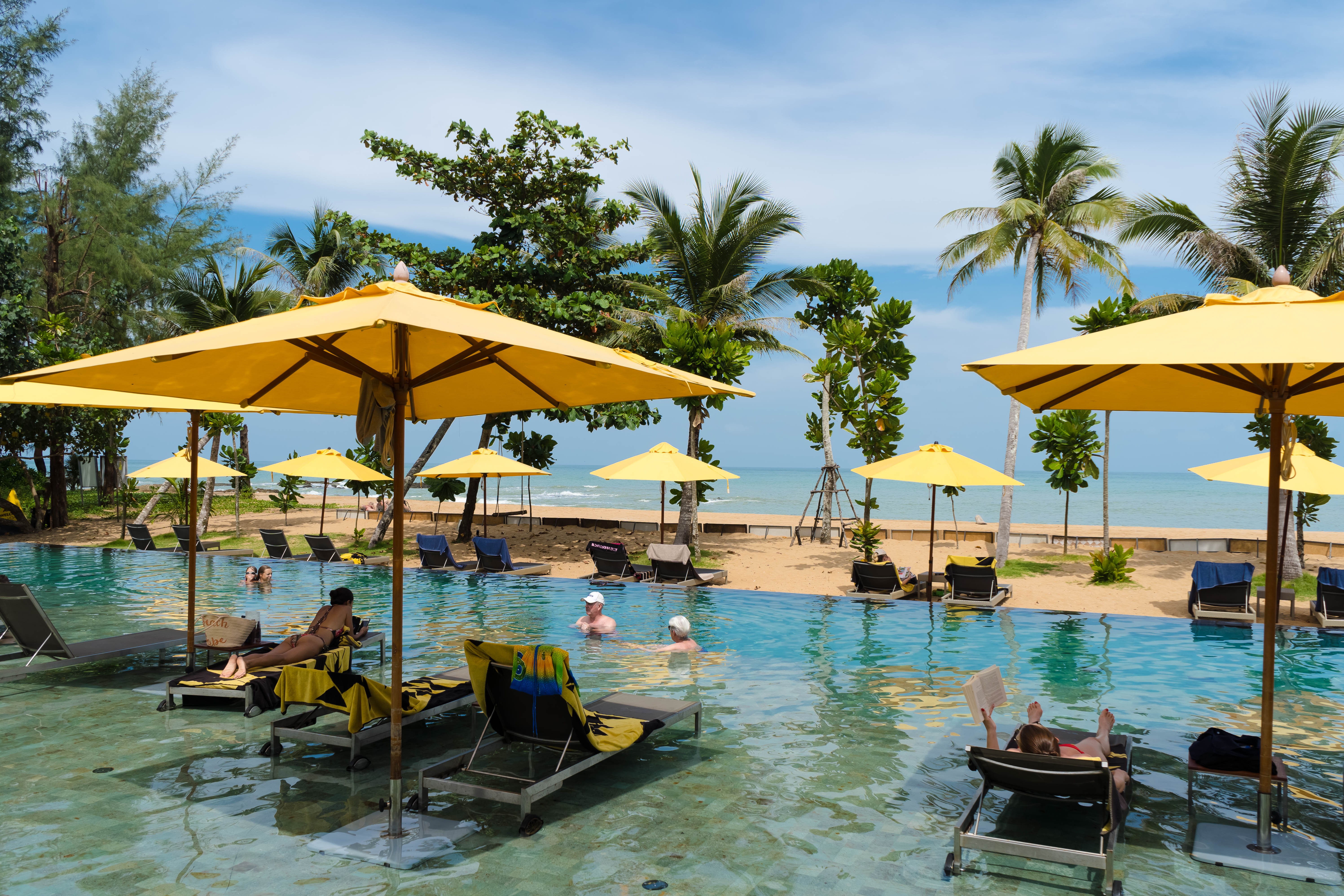 Kokulo Beach Club 14