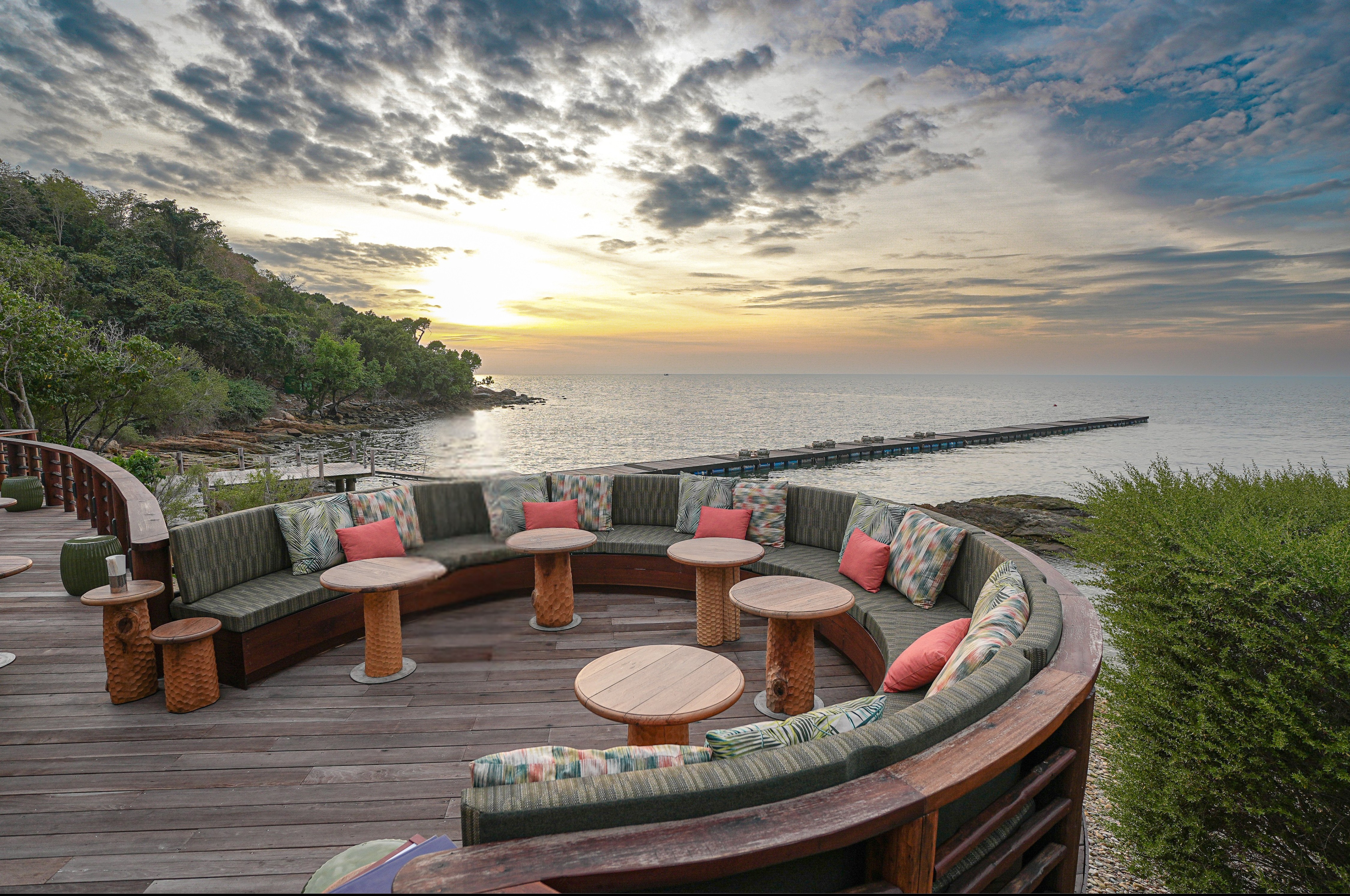 Sunset Bar På Paradee Resort På Koh Samet
