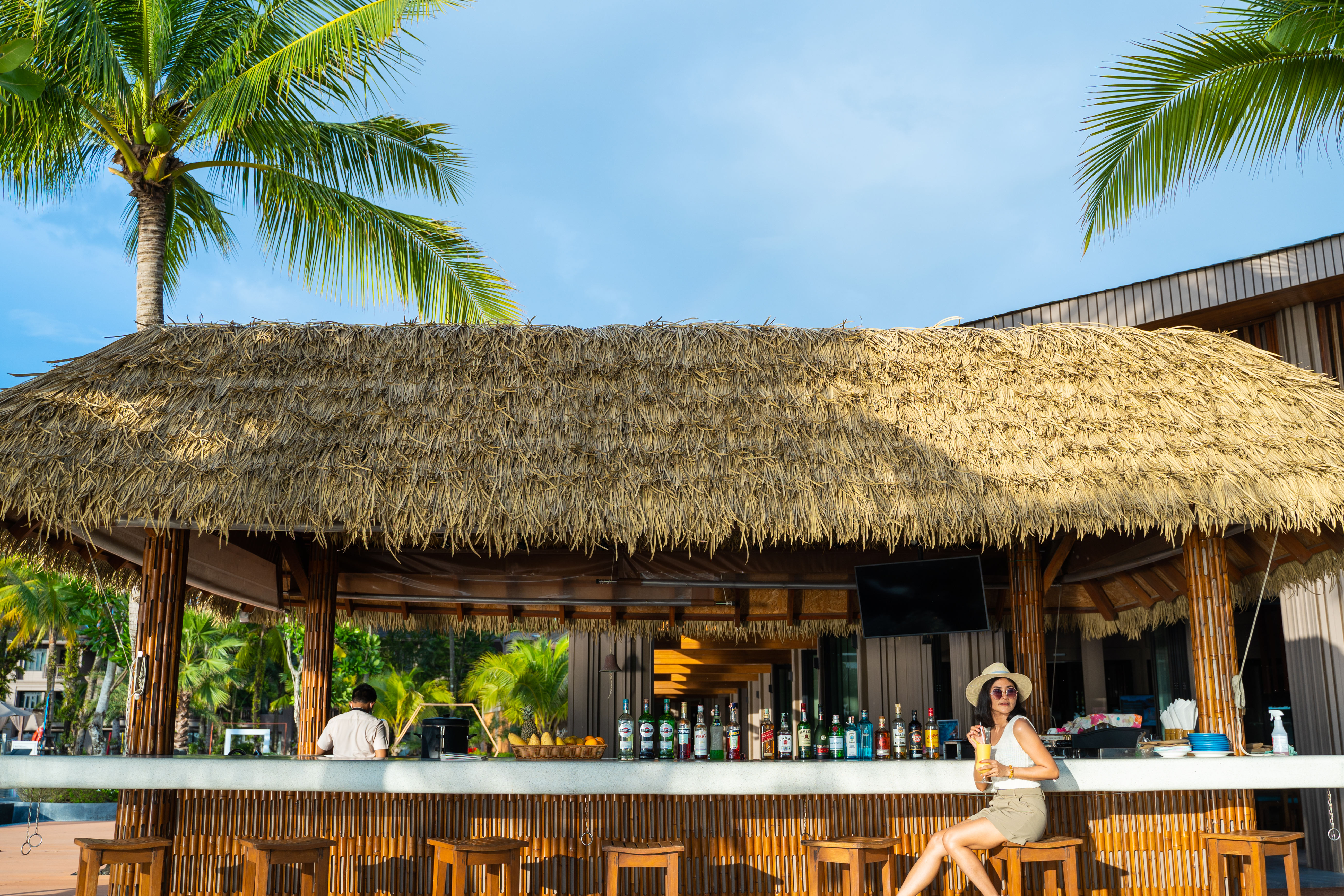 Breeze Bar 1
