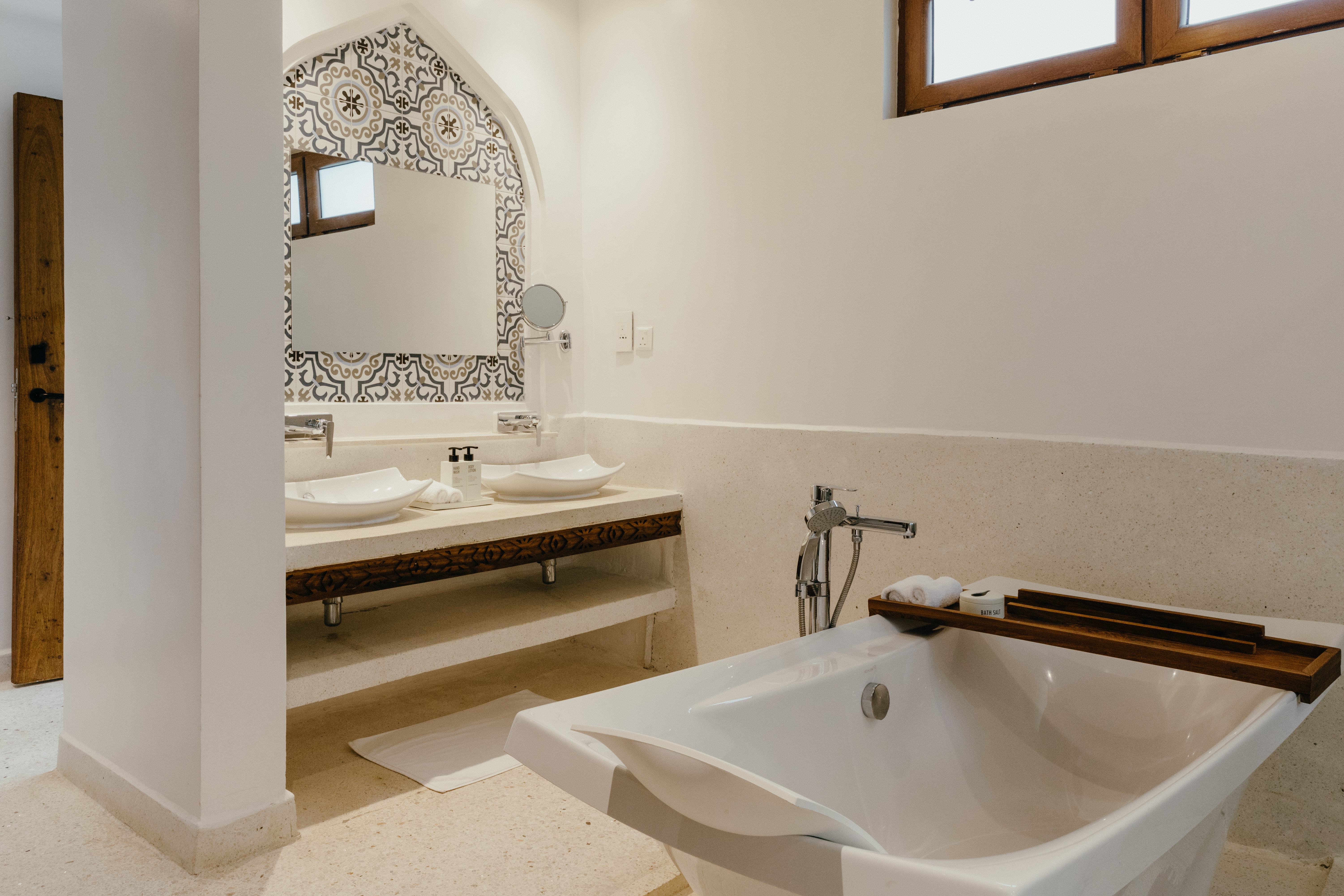 12871 4O8A1726 6004X4003