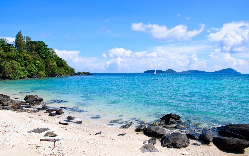 Dejlige Cape Panwa Beach På Phuket I Thailand