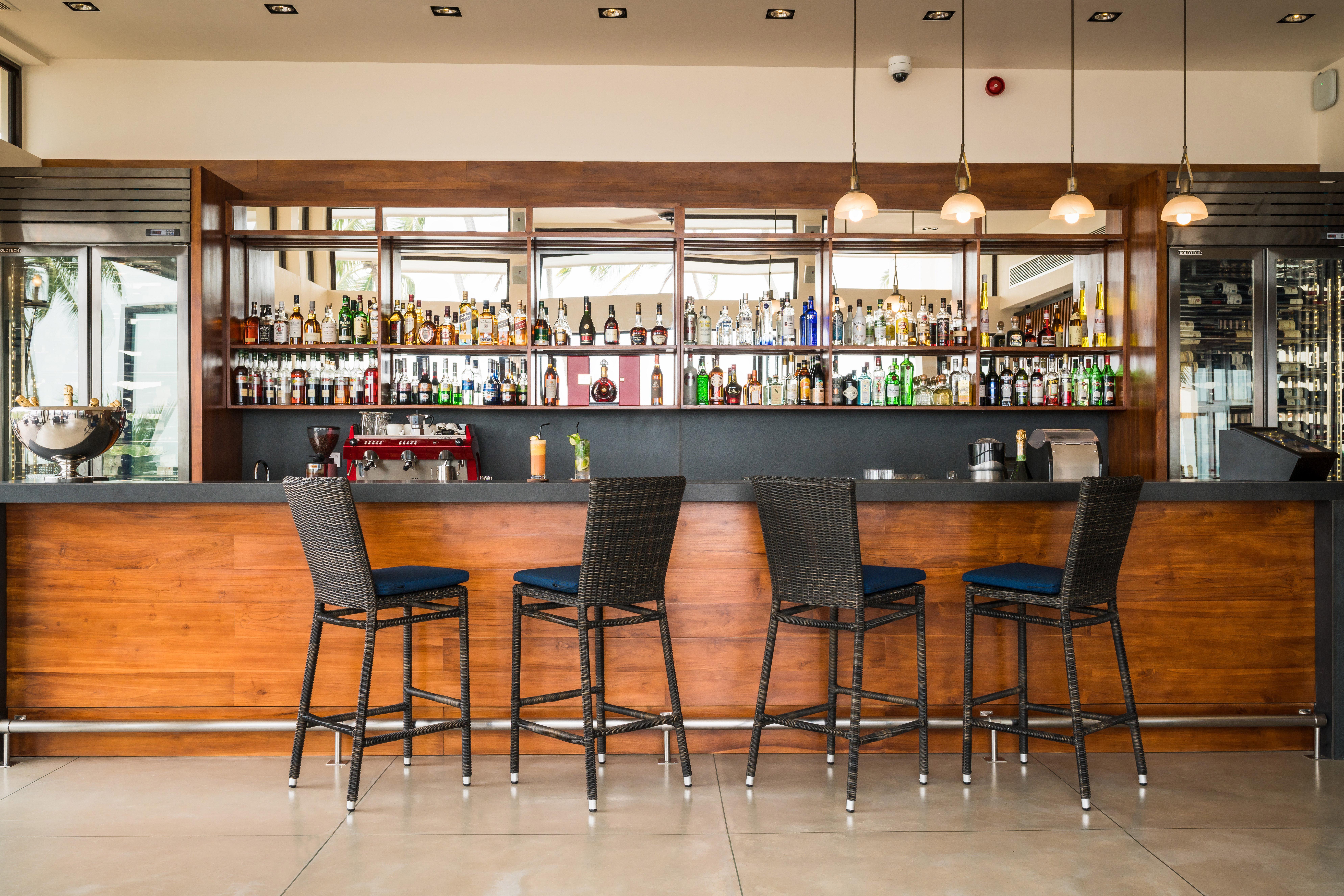 74329533 H1 ATAN Il Mare Bar 01 G A H