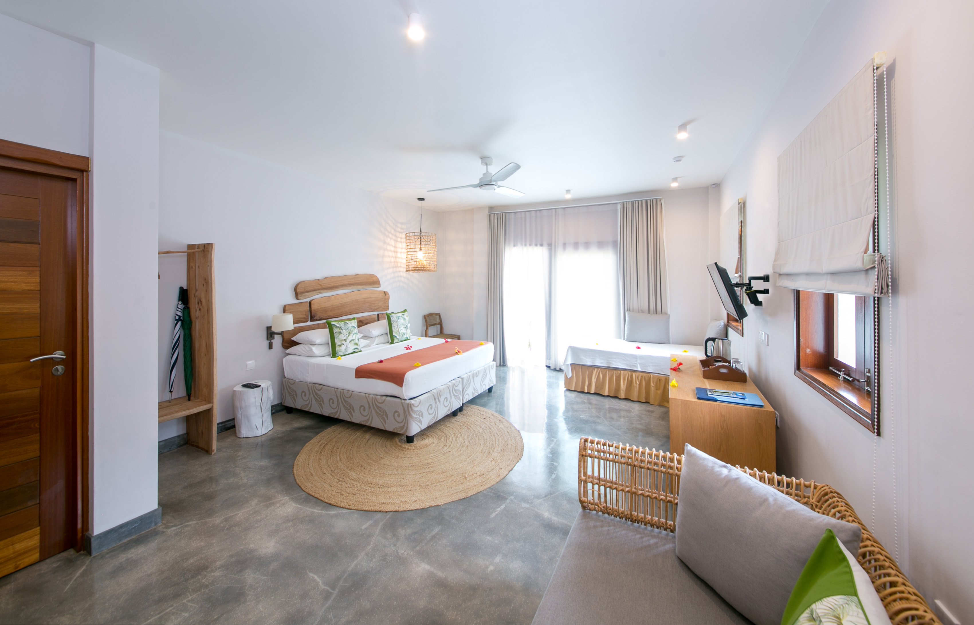 Masonstravel Leslauriers Familyroom (1)