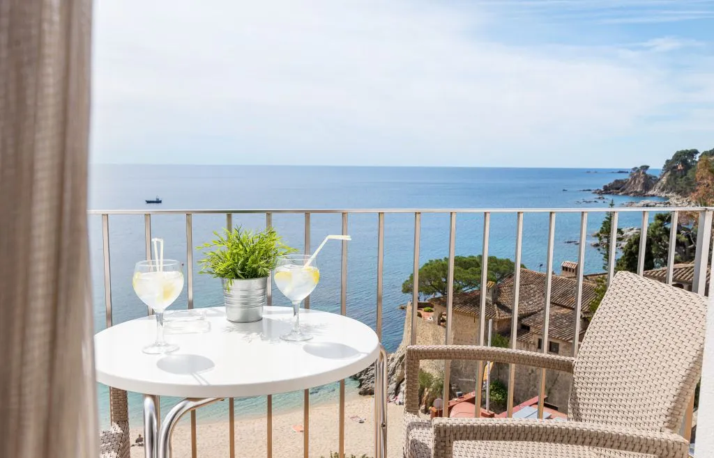Seaview Room 3