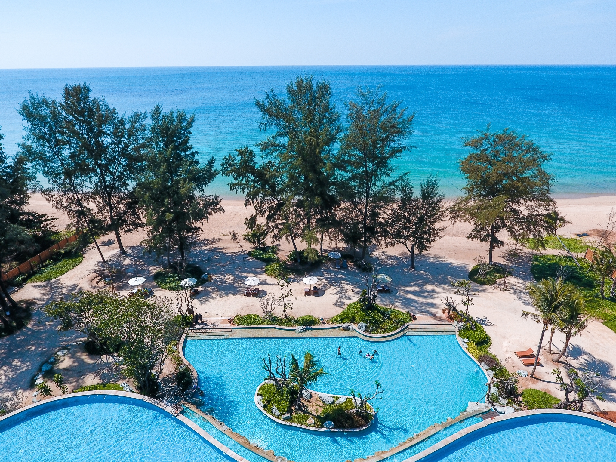 Main Pool 1