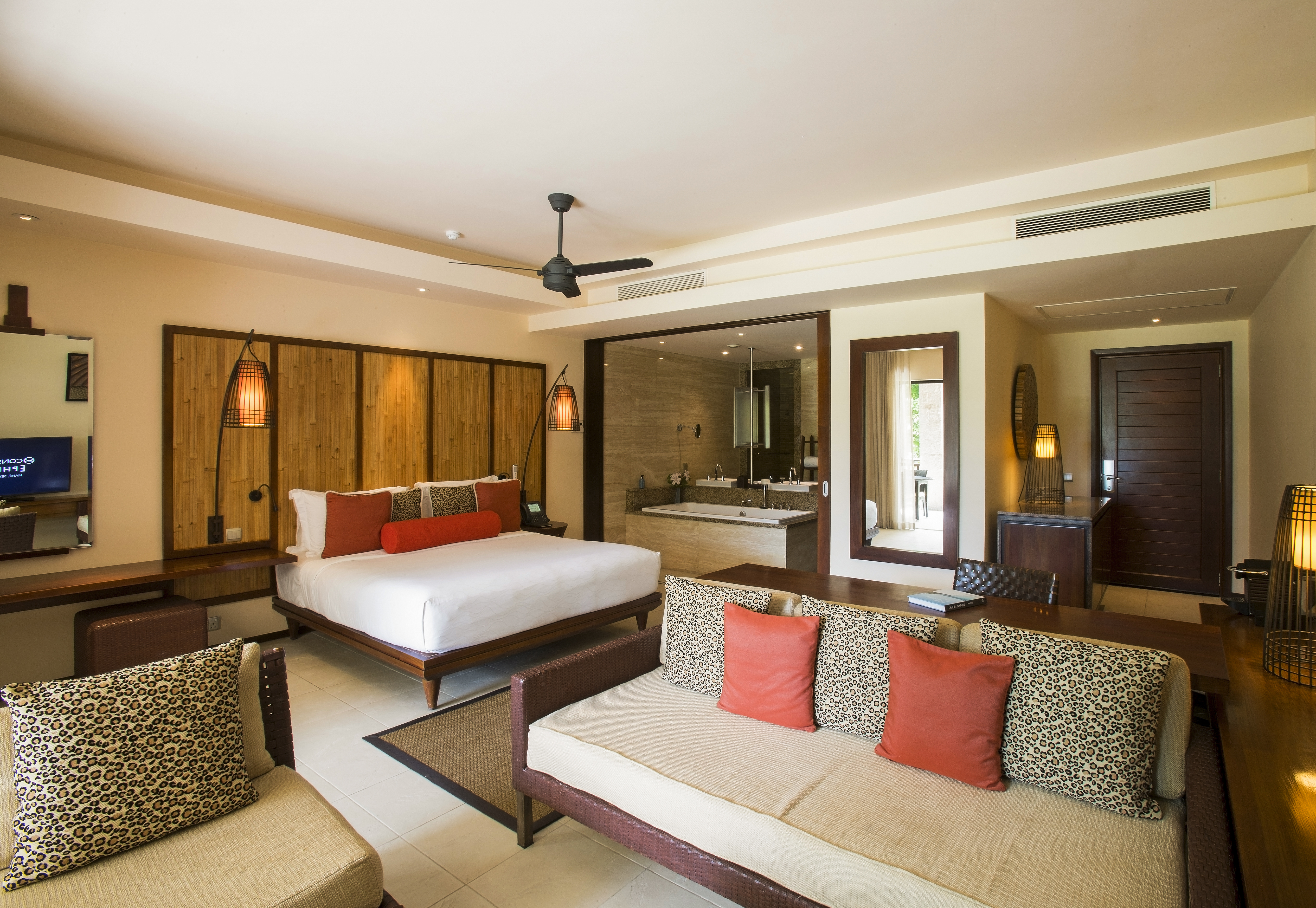 Constance Ephelia Accommodation Senior Suite 03